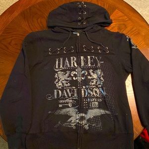 Women’s Haley Davidson Zip-up hooded Sweatshirt Size Medium.